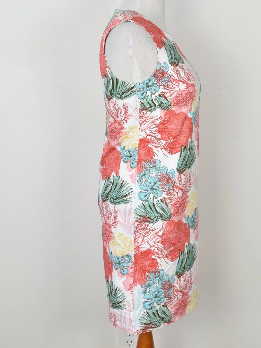 Persifor Margot Sheath Dress Coral Reef Print - L - Picture 6 of 8